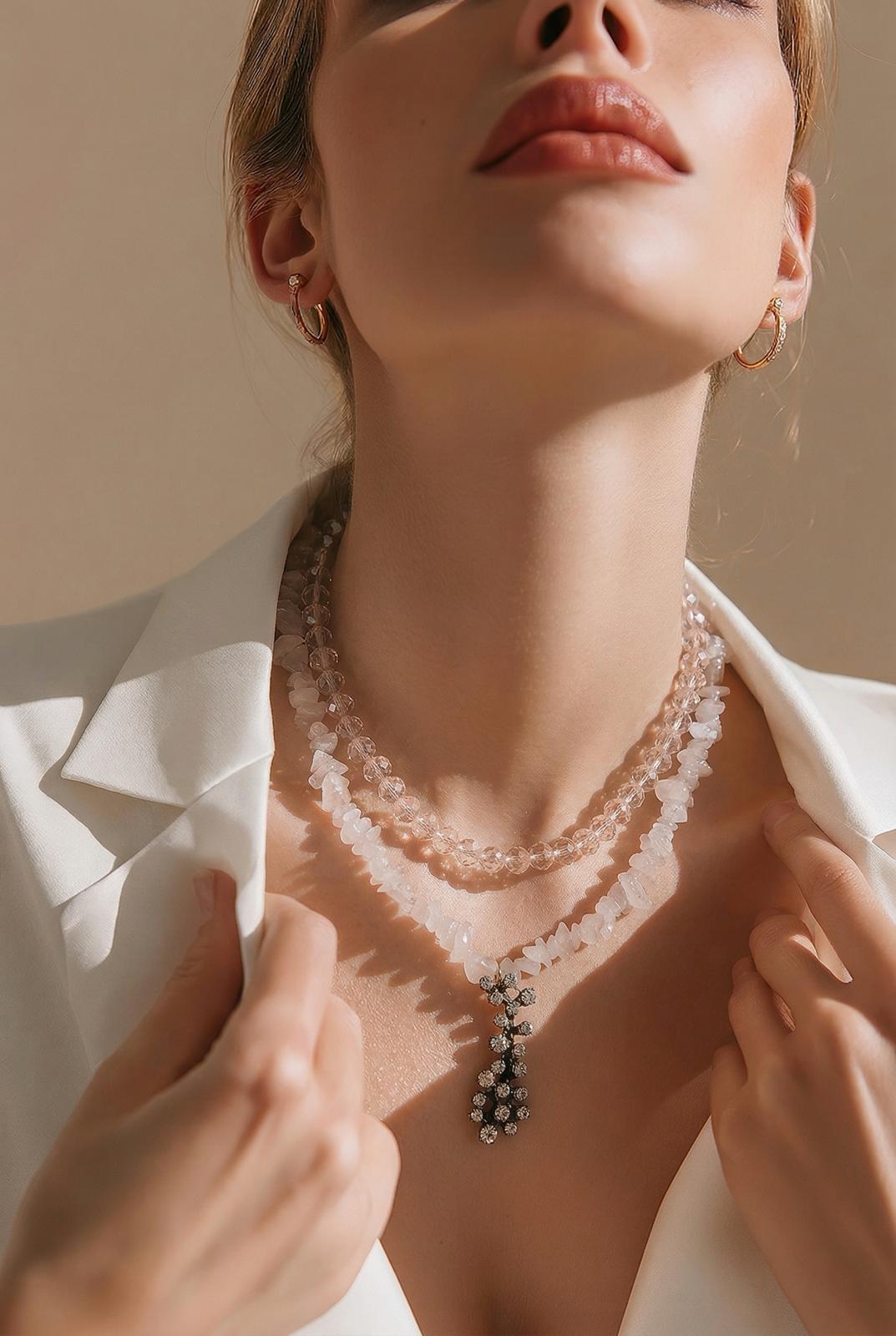 Pembe Kuvars Sarkac Kolye