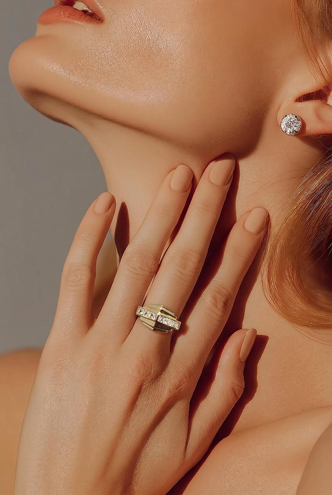 Geometri Pirlanta Banda Yuzuk