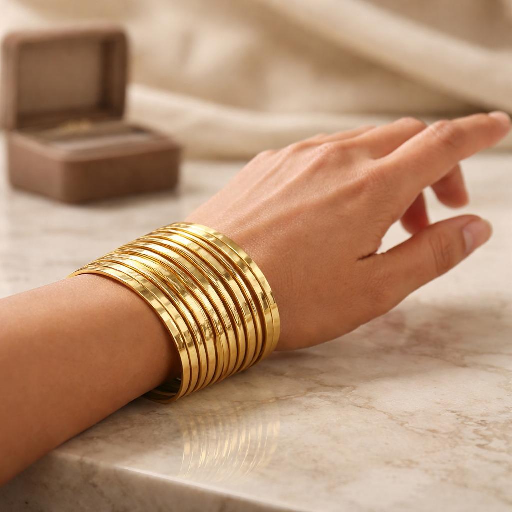 Helios Çok Sıralı Altın Kelepçe